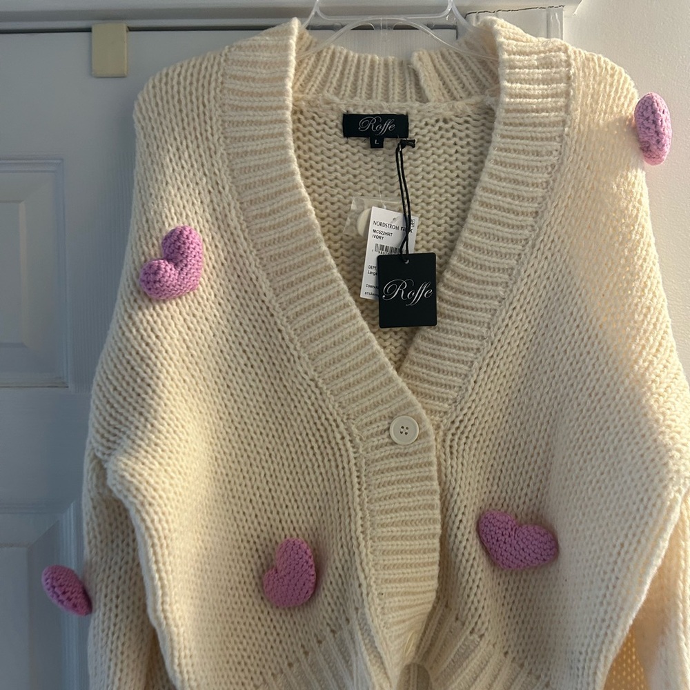 NWT ROFFE pink heart 🩷 appliqué cardigan sweater. - Picture 15 of 16